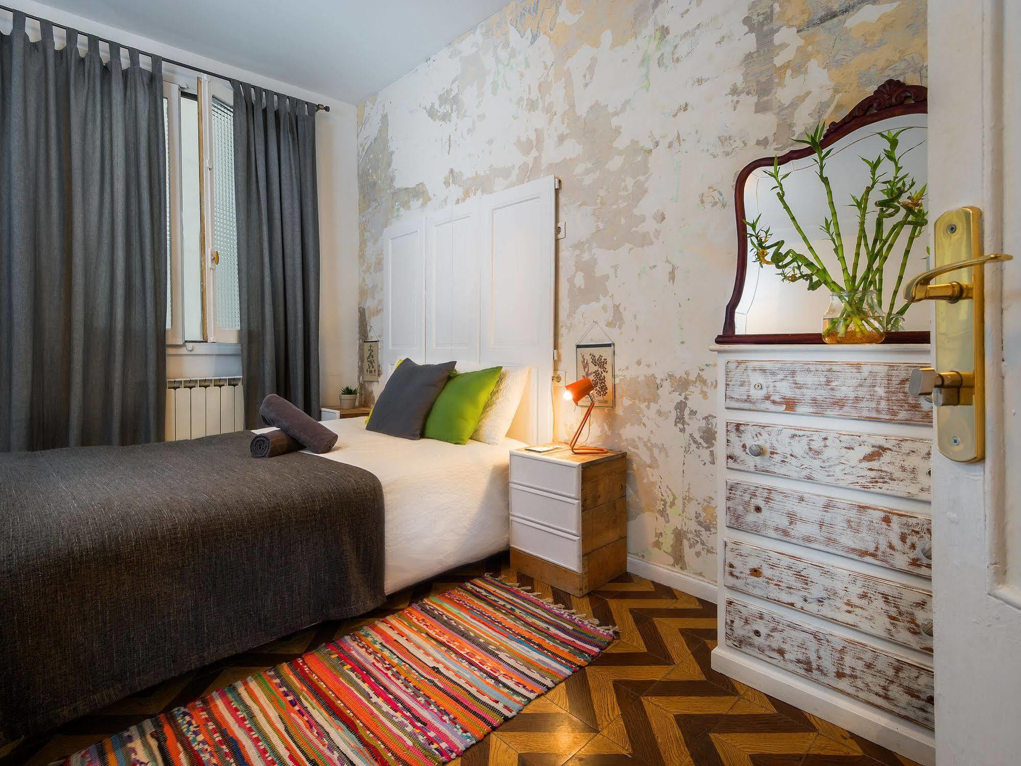 Off Beat Guesthouse - Self-Check-In - Sleep Conscious San Sebastián Exterior foto